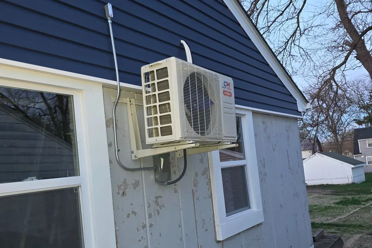 Ductless Mini-Splits: Do They Make Sense in an Illinois Home?